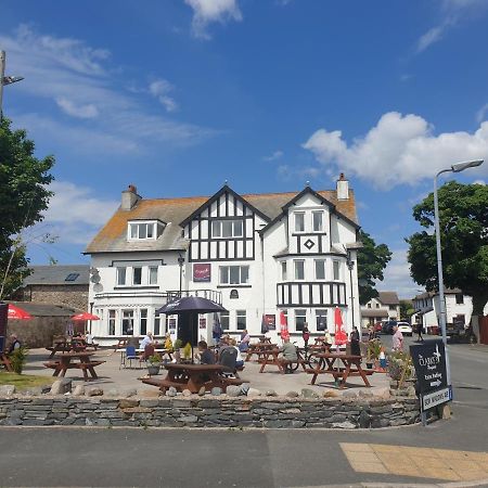 Clarkes Hotel Barrow In Furness エクステリア 写真