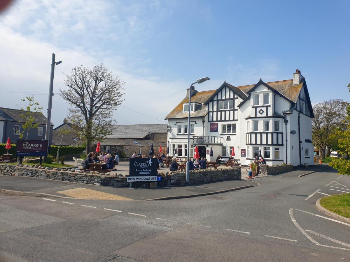 Clarkes Hotel Barrow In Furness エクステリア 写真