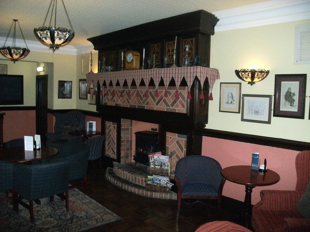 Clarkes Hotel Barrow In Furness エクステリア 写真